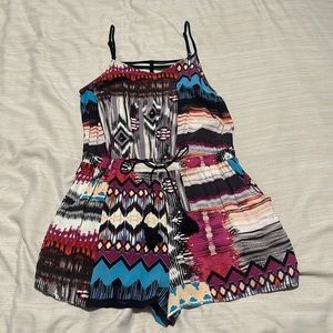 Women’s spaghetti strap romper with pockets size medium